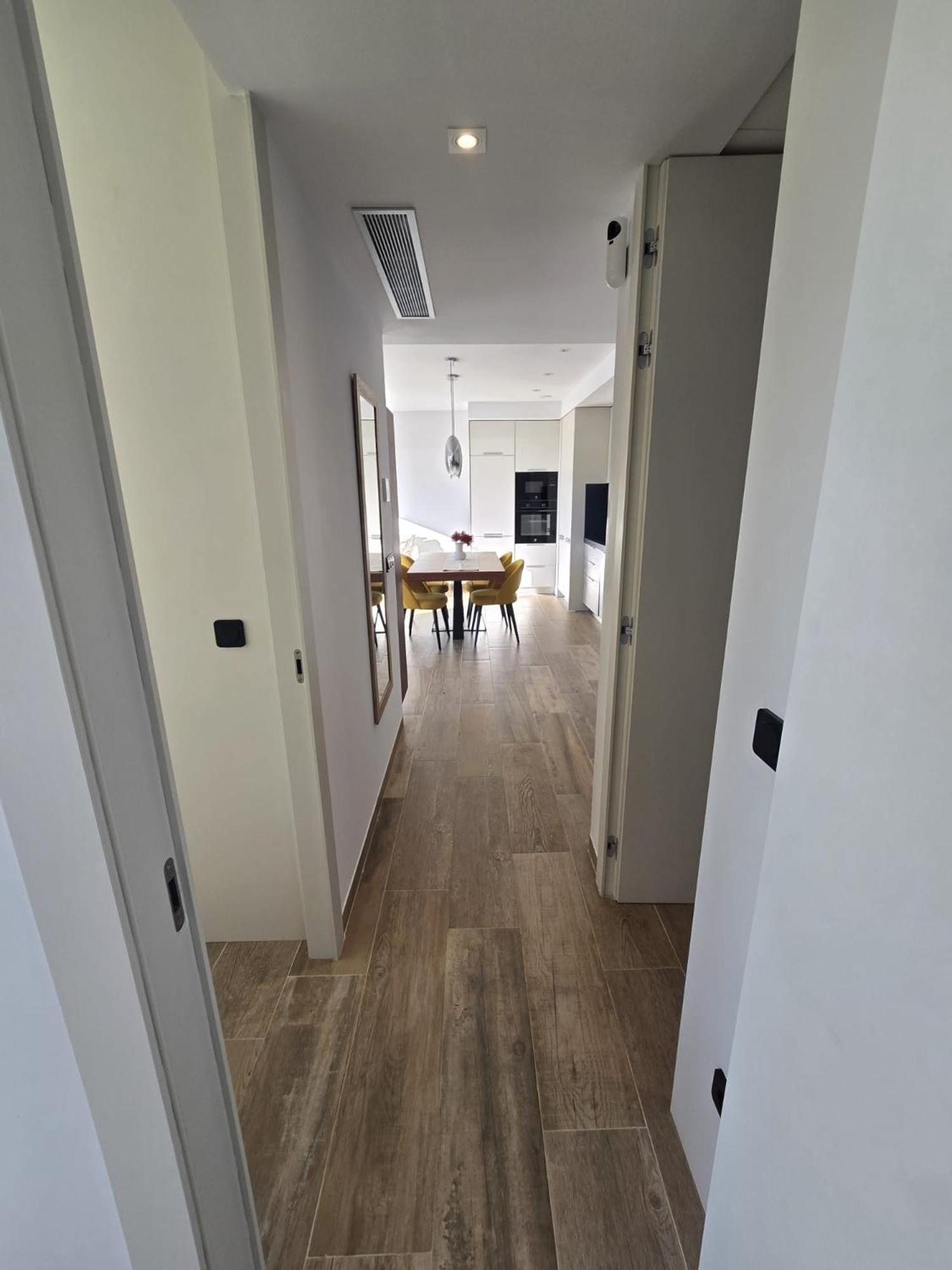 Nice 2 Bedroom Bali Apartment With Sea Views Torrevieja Ngoại thất bức ảnh