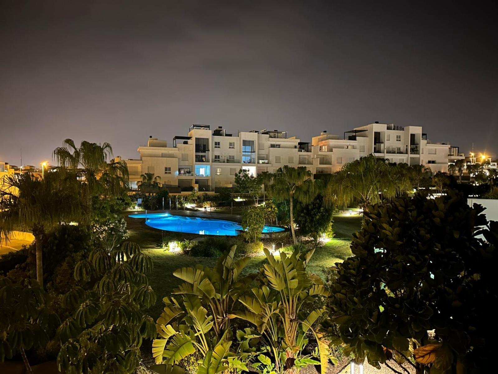 Nice 2 Bedroom Bali Apartment With Sea Views Torrevieja Ngoại thất bức ảnh